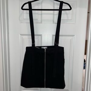 WILD HONEY Black jean skirt with suspenders